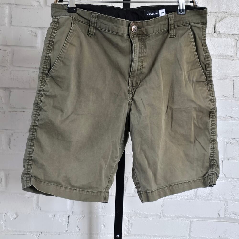 Volcom Mens 32 Olive Green Chino Shorts┃Grunge Skater Streetwear Casual Gorpcore